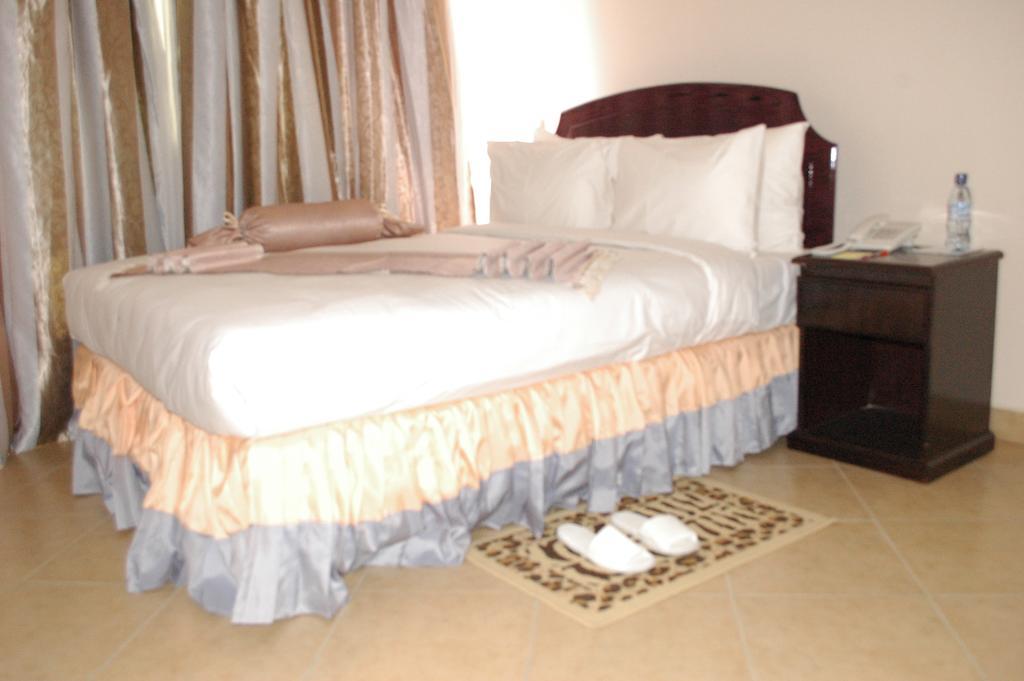 Grace Land Hotel Arusha Rum bild